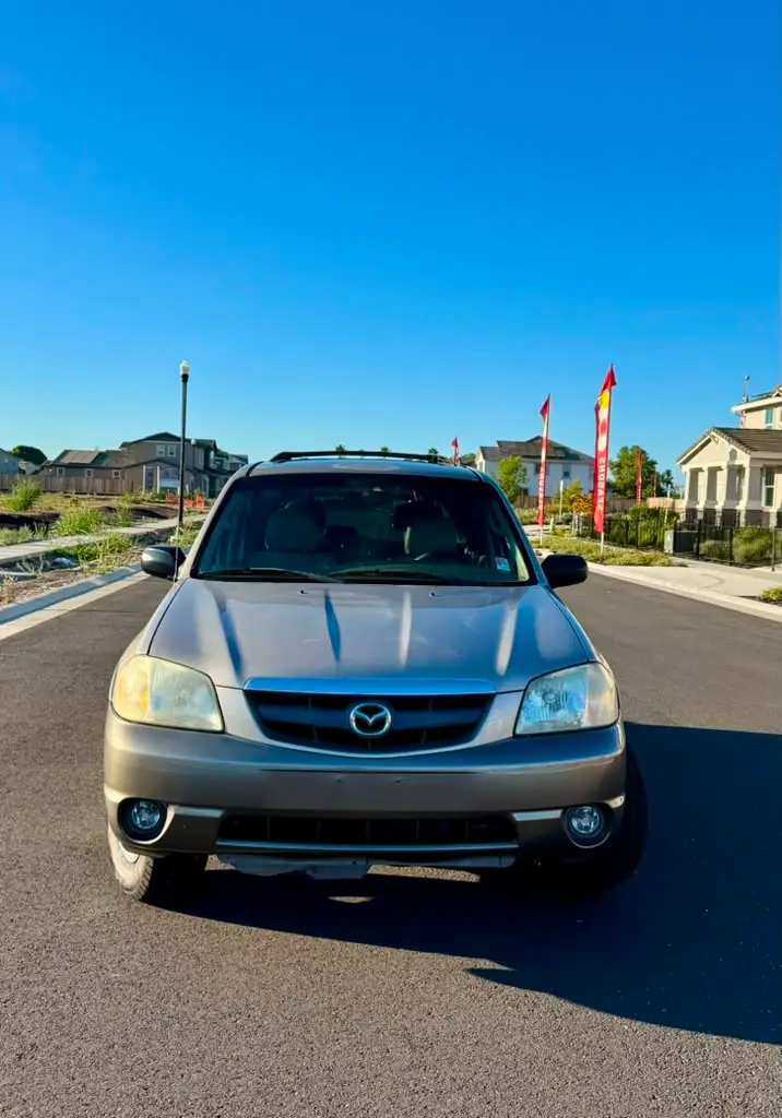 2002 Mazda Tribute LX for sale in Sacramento — photo 2