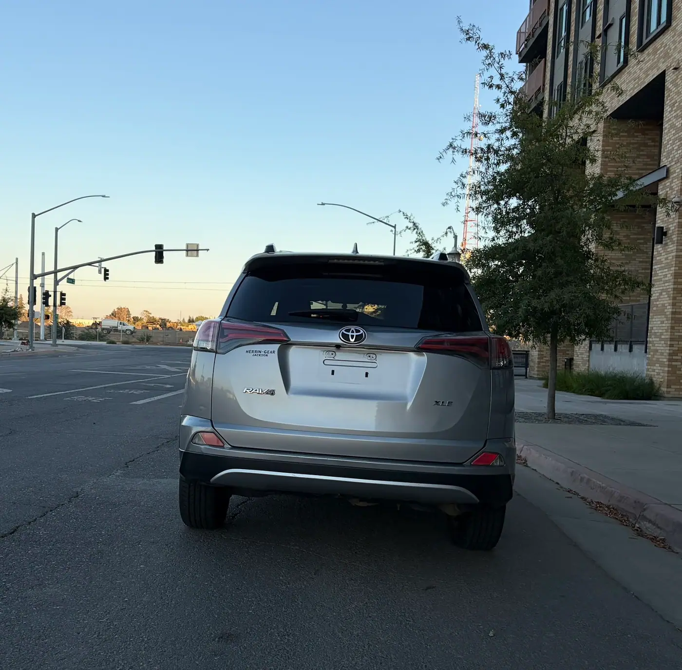 2016 Toyota RAV4 XLE for sale in Sacramento — photo 10