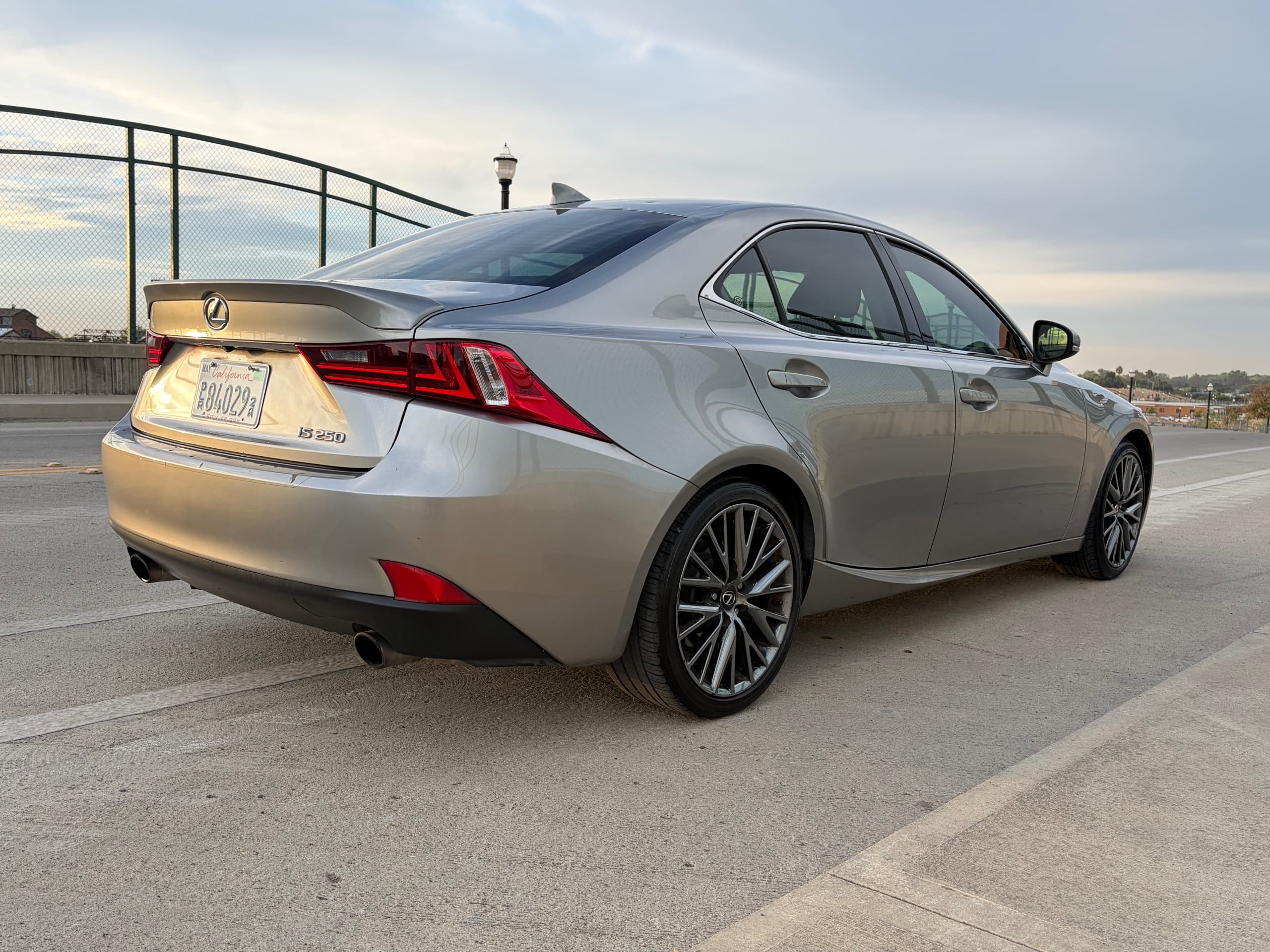 2015 Lexus Is photo