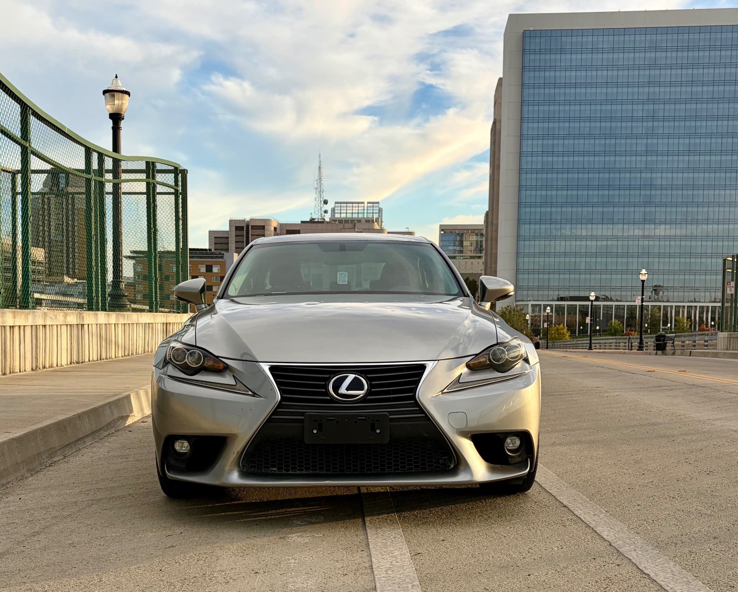 2015 Lexus Is photo