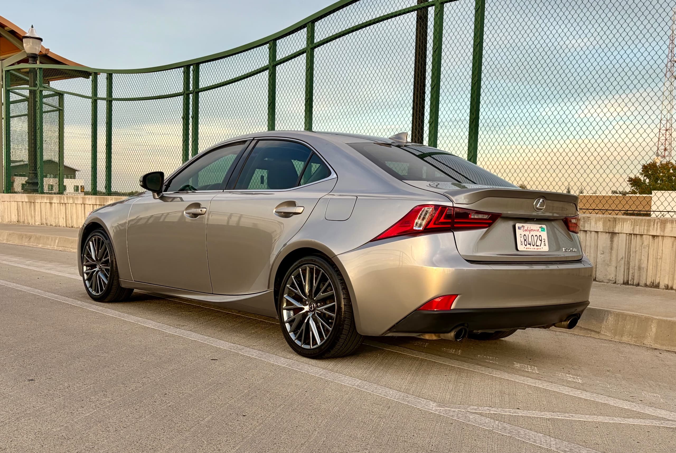 2015 Lexus Is photo