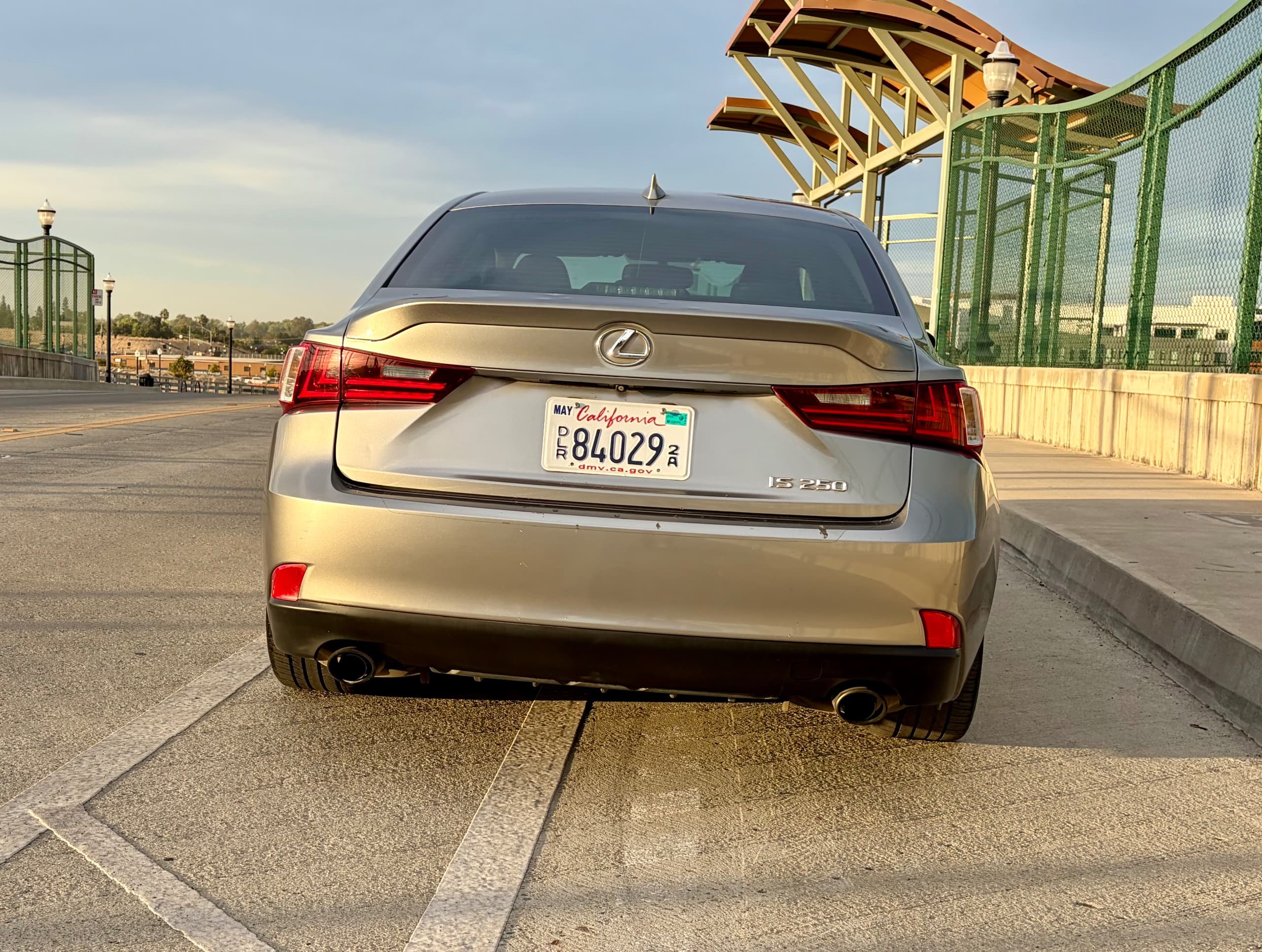 2015 Lexus Is photo
